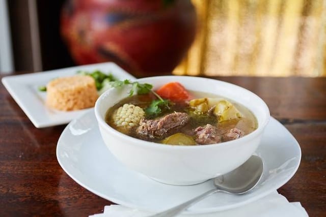 Caldo De Res.