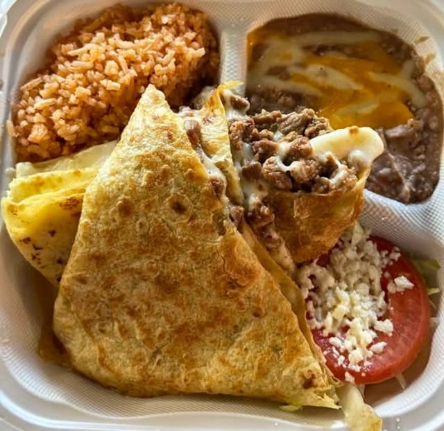 Quesadilla De Carne Asada.